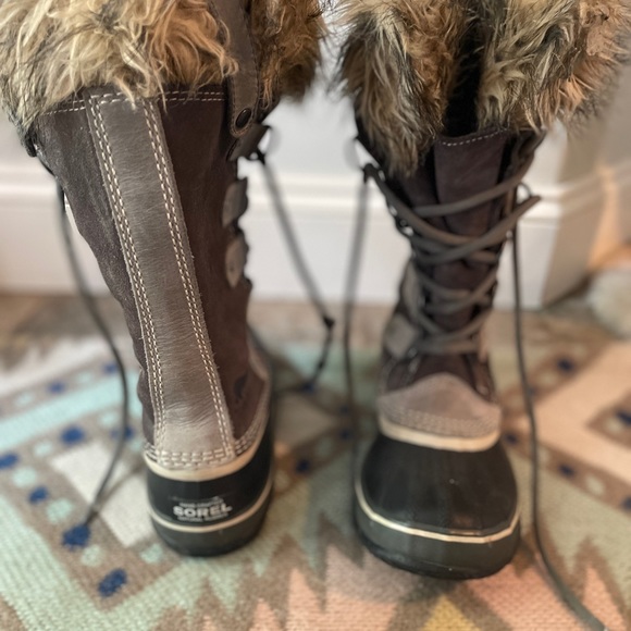 Sorel Joan of Arctic Boots - Picture 6 of 6